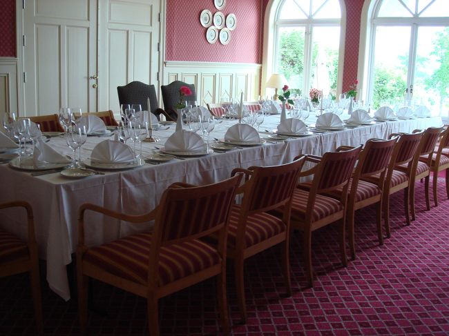 ここは何かの集会用らしい･･･