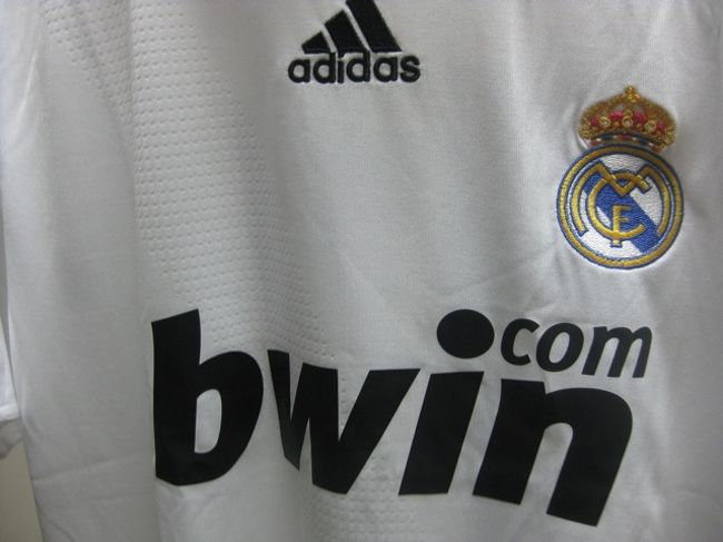 ユニホーム買って帰りました。