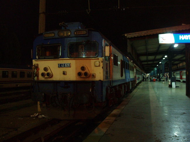 寝台列車で首都アンカラへ