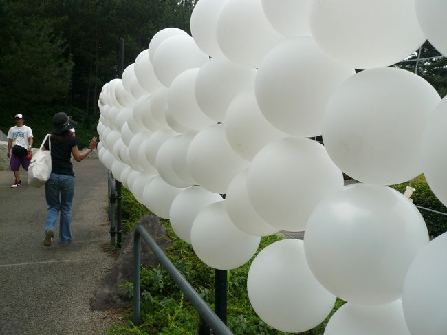 時間があるのでシーサイドステージに下見に向かいます。