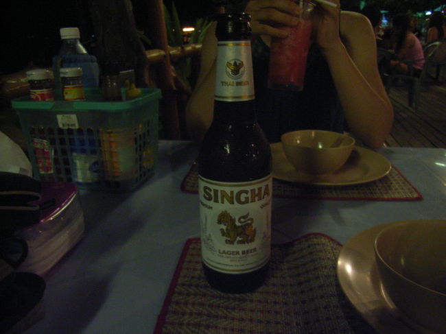 まずはSHINGHAを注文。