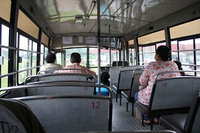 そのバスの車内の様子。