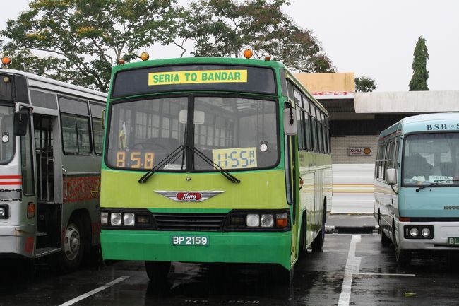 今度はＢＳＢ行きのバスが待っていました。（６ブルネイドル）