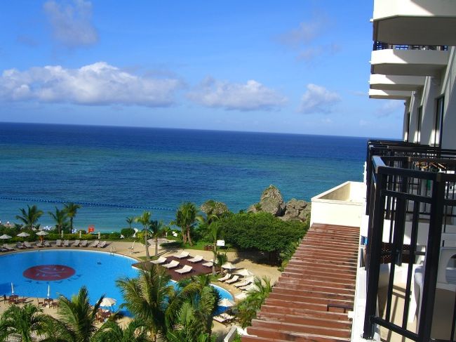 憧れのアリビラに別れを告げ・・・、その前に部屋から一枚撮っとこっと♪