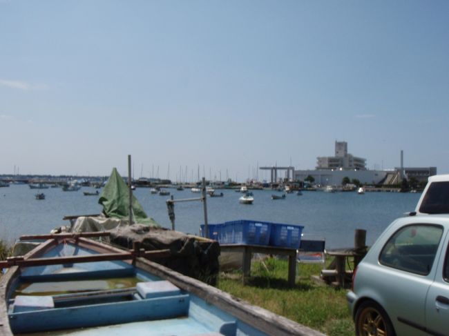 佐島マリーナが見えてきた。<br />ここまで来れば勝手知ったる・・だから・・。<br /><br />