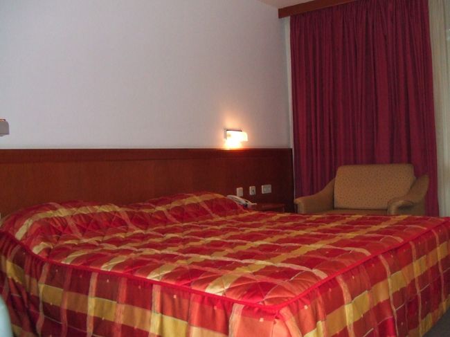 無事にプリトビッチェへ到着。<br />今宵の宿 “JEZERO”<br /><br />