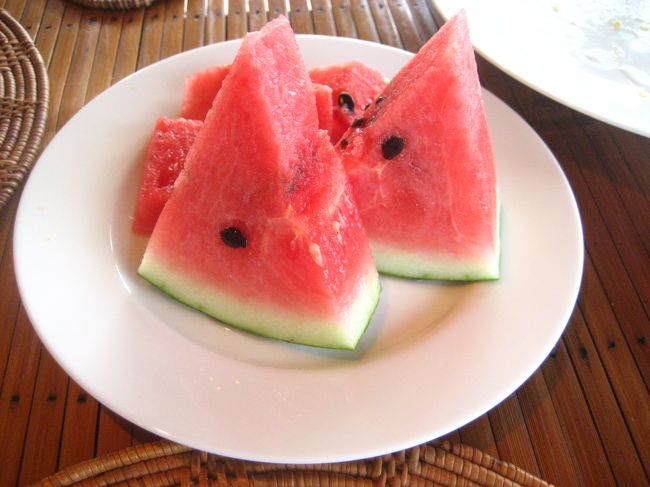 スイカがついていました！<br />時期的なものか、糖度が少なくウリのようでした。