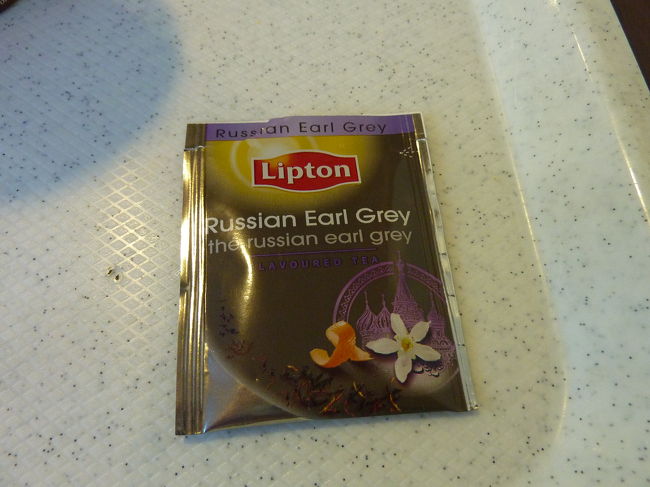 ｆさんの注文した、ロシアン・アールグレーティー。<br /><br />お茶通のｆさんが帰国後調べたところ、日本には無いものなのだそうです。