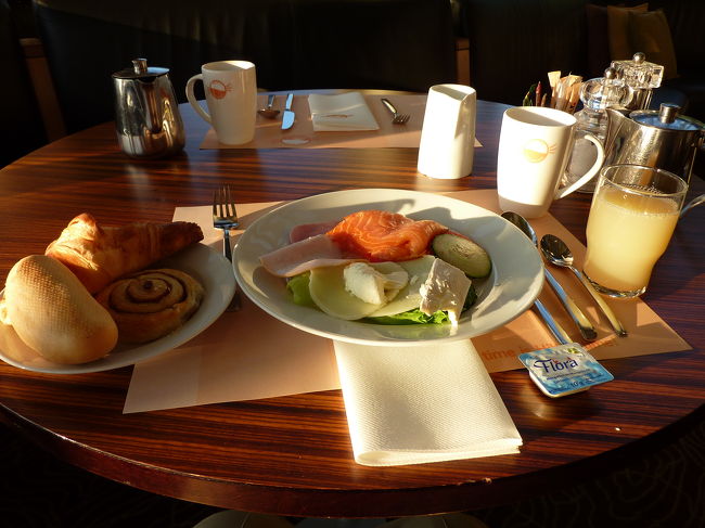 少しでも、フィンランドっぽいものを。<br />ということで、サーモンを頂きました。