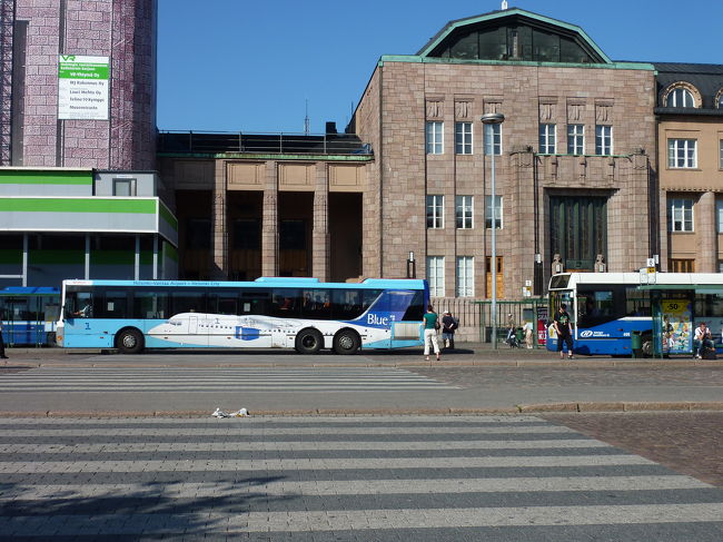 無事に、停留所３つでヘルシンキ中央駅に到着しました。