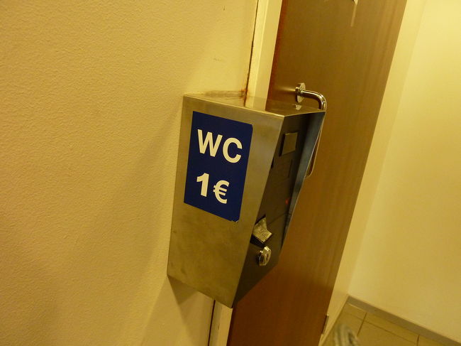 トイレ１回、１ユーロ。