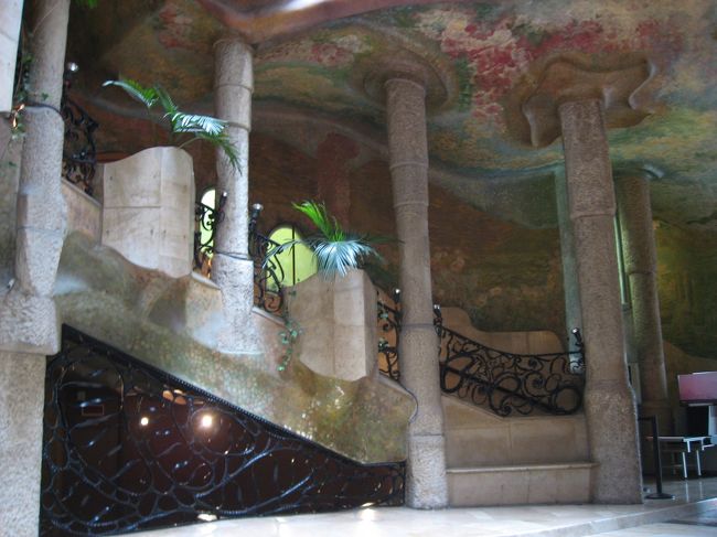 素敵なエントランス。<br /><br />色合いの素敵さにやられてしばしボーッとしてました。