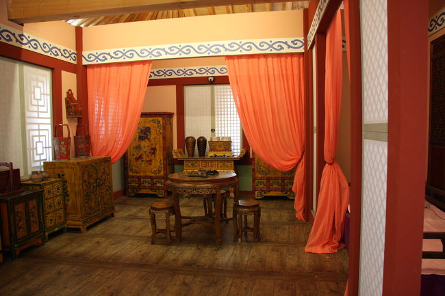 ユファの部屋です。<br /><br />東扶余宮入って左奥にあります。当たり前だけど、ドラマでは王様の部屋からあんなにも遠く感じたのに実際は隣なのね・・・<br /><br />ここでチュモンとよくしゃべってましたね。