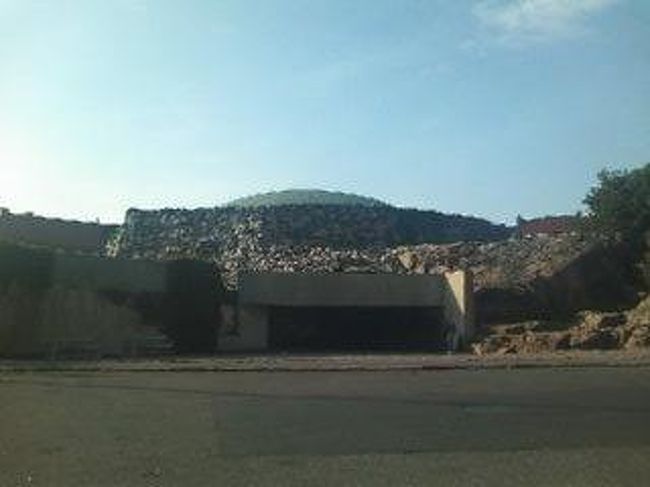 テンペリアウキオ教会です★<br />外観からは、とても教会には見えませんっっ<br />この辺りは人通りも少なく、ゆったりとした時が流れていました(´｀*)