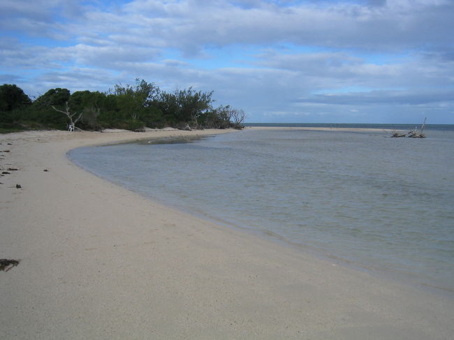 島の散策です。この島がホテルそのものになっています。