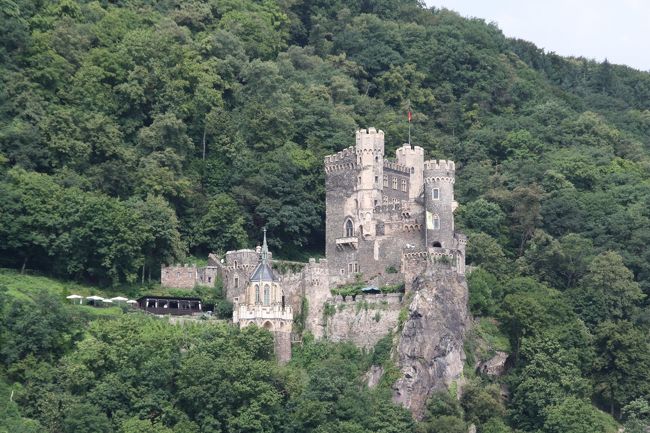 ラインシュタイン城です。