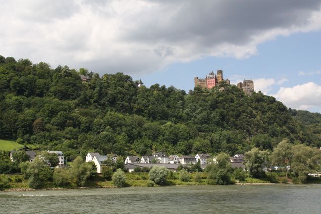 １２世紀築造のシェーンブルク城