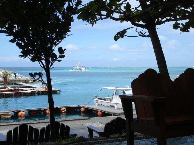 今日はもう台風の影響はないのかな〜<br /><br />この後、プールに入って<br />シュノーケルをして→にごっていて見えなかったけど<br /><br />ロイヤルガーデンのプールにも行きました