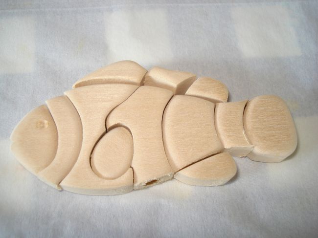 ４日目です　今日は忙しい１日です<br /><br /><br />まず今日作るのは　森の水族館<br /><br />２種類あって<br />私と娘たちはこちら