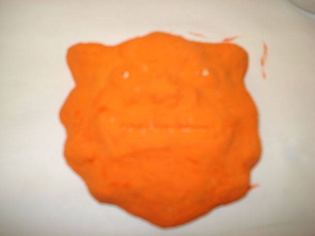 塗っては<br />ドライヤーで乾かして