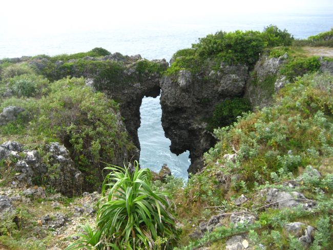 なんか穴があいているみたい？！