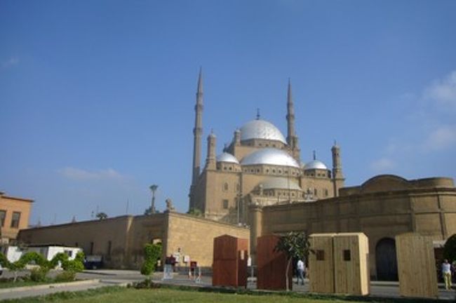 ついにエジプト最終日です。<br />この日はまず、モハメドアリモスクへ向かいました。