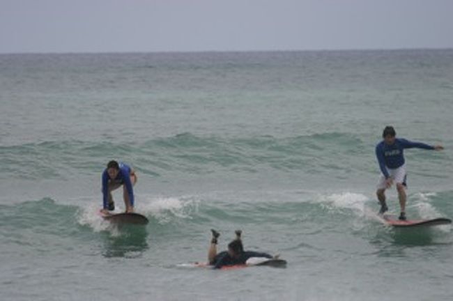 父さんはじめて波に乗ったぞ〜！！<br />え〜！思ったよりスピード出るんだ〜！<br />どのくらい進んだかは分りませんが、感動的瞬間です！