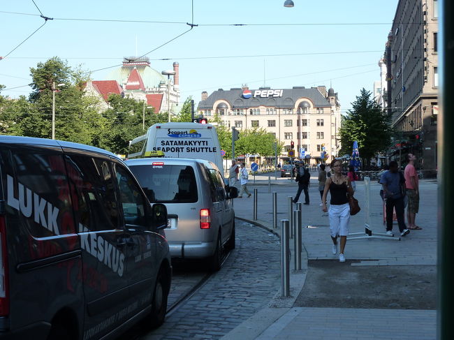 少しだけ歩いて、