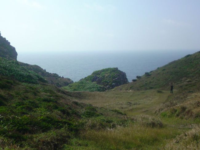 ずっと道が続いています。<br />この写真のどこかに私がいますが分かりますか？？？