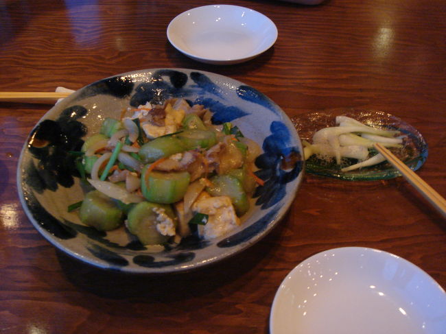 　ナーベラー（へちま）ちゃんぷるー<br />　島らっきょ