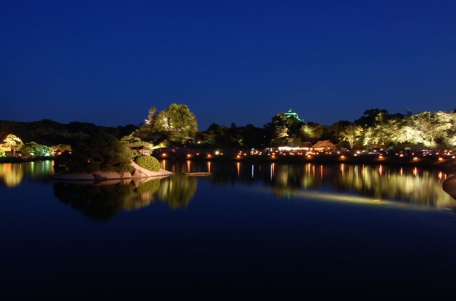 庭園には大勢の人が居るが子の景色は静寂そのもの。