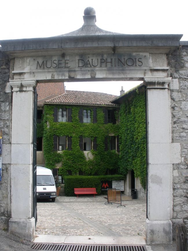 あと一息で、この入り口に到着です。