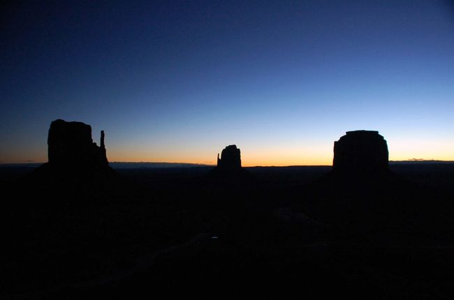 気を取り直して、翌朝。<br /><br />もちろん、サンライズを見に行く！