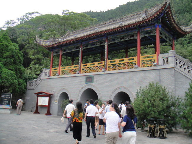 中国らしい風情の建物です。