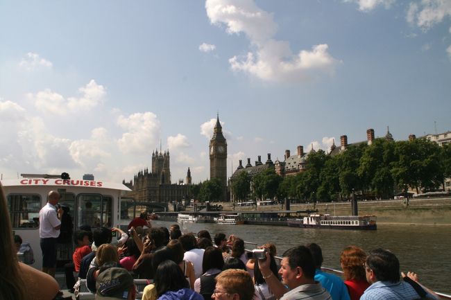 国会議事堂が見えてきました