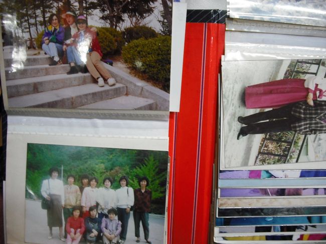 アジュンマが<br />昔の写真を持ってきて、見せてくれたりして<br />言葉は通じないけど<br />なんか、とっても楽しい〜〜<br /><br />明後日の昼食に来るねっ・・・と約束し<br />旅館に戻る