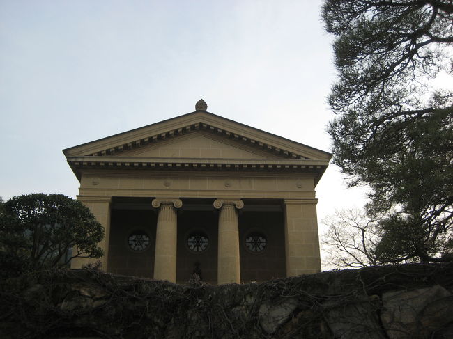 　美観地区のそばのパーキング停めて、美観地区へ。<br />　大原美術館を外から。倉敷が文化的な感じするのは全て大原孫三郎のおかげです。