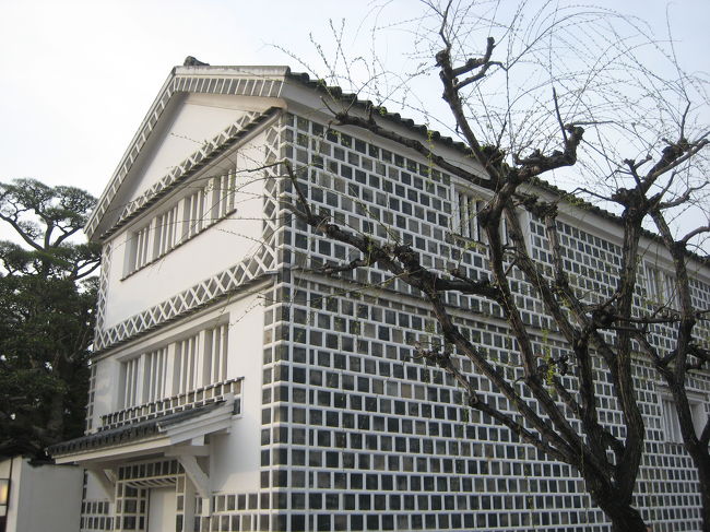 　柳の葉がいっぱいのころはいい絵になるでしょうね。