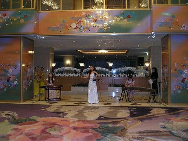 ホテル内で演奏会