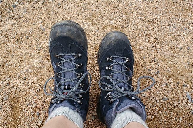 しっかり歩いた靴に感謝。<br /><br />さぁ、温泉につかってゆっくりしましょ。