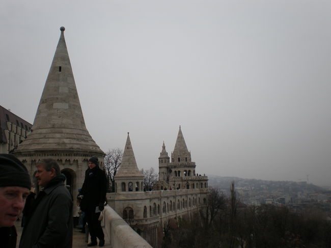 見ようによっては、城壁にも見える？？