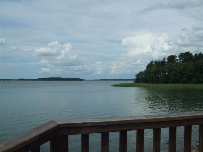 ムーミンワールドは島なので、端まで行くと素晴らしい景色が広がっています。