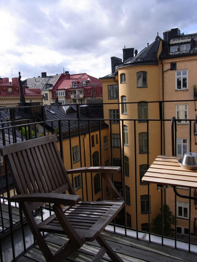 最上階の部屋にはバルコニーもあります！<br />