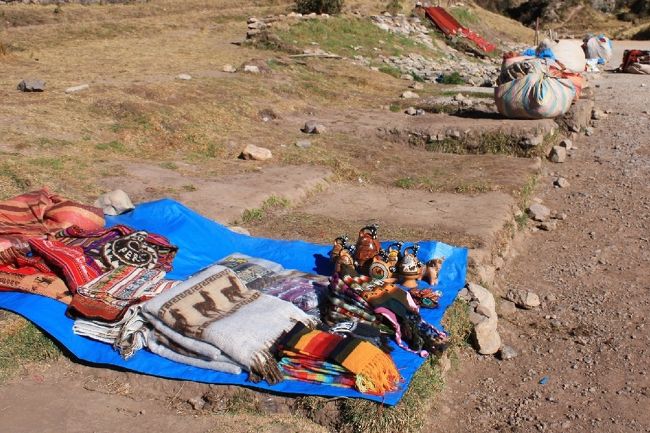 まだ店が開いてません・・商売　商売。