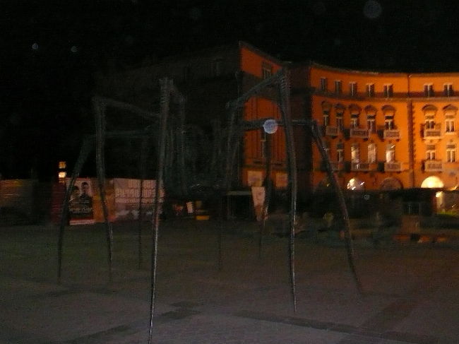 シネマ・モスクヴァのクモ