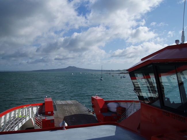 2007年8月11日<br /><br />サッカーでワイヘキ島へ初遠征