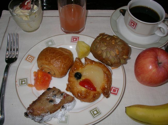 デザートも♪<br /><br />あきらかに食べ過ぎ^^