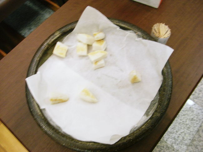 笹かまの試食も出てきた〜と<br />思ったらアッと言う間に残り僅かに（＠＠）<br /><br />