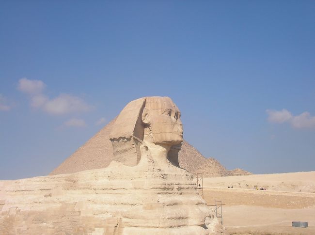 正解は。。。<br /><br />ｽﾌｨﾝｸｽさんでした〜♪