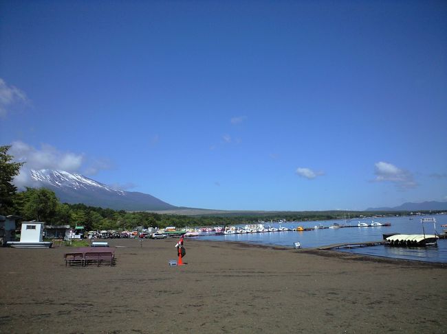 山中湖からの富士山はちょっと影になってしまいました。 